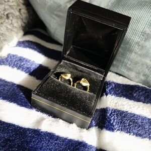 10K Gold Cut Heart Earrings